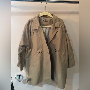 Zara Girls New never worn trench coat Size 7